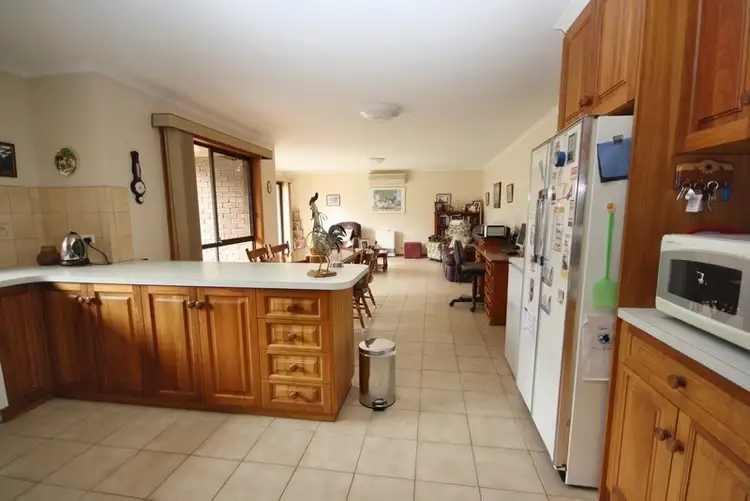Sixth view of Homely house listing, 5 Wyuna Crescent, Smythes Creek VIC 3351