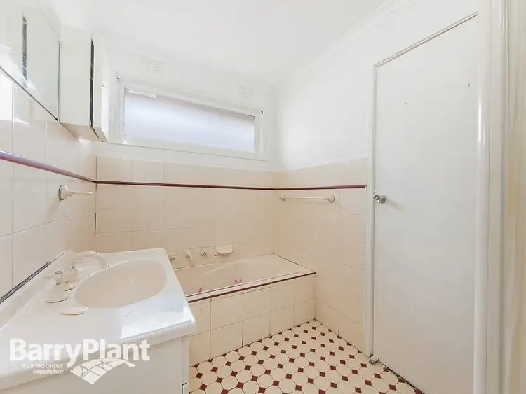 Seventh view of Homely house listing, 16 Waranga Crescent, St Albans VIC 3021