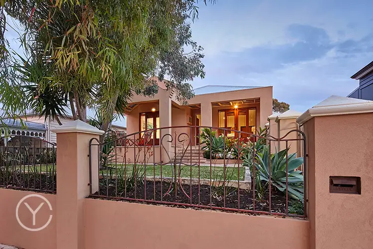 85 King Street, East Fremantle WA 6158