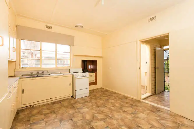Fifth view of Homely house listing, 117 Commercial Street, Merbein VIC 3505