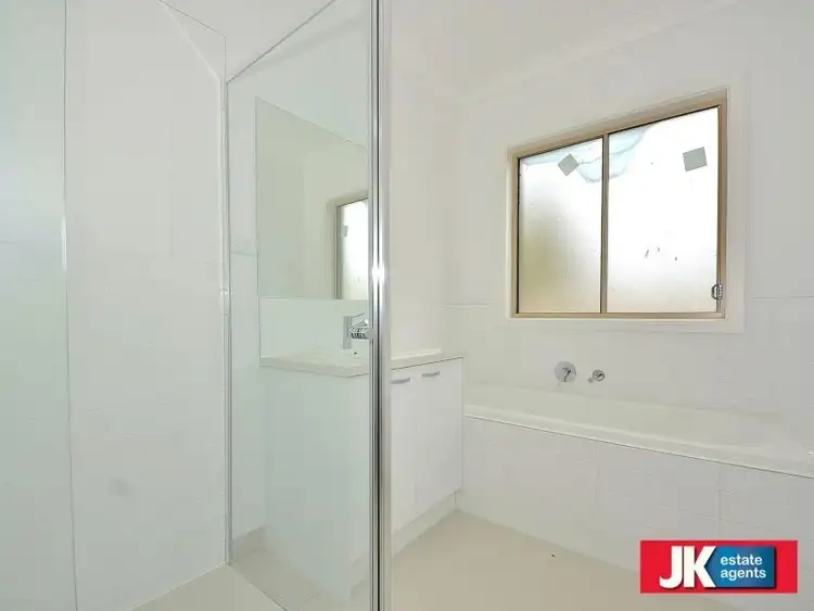 Sixth view of Homely unit listing, 4/727 Tarneit Road, Tarneit VIC 3029