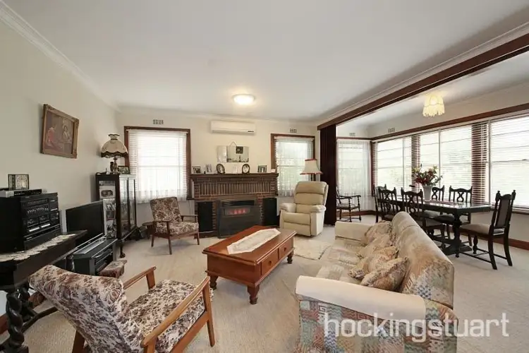 Second view of Homely house listing, 33 Mortimore Street, Bentleigh VIC 3204