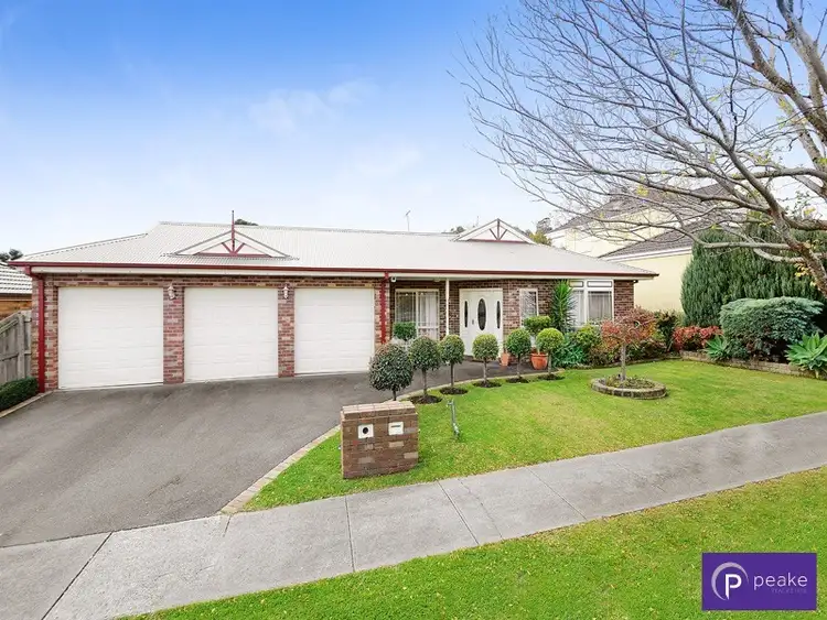 4 Silverleaves Boulevard, Berwick VIC 3806