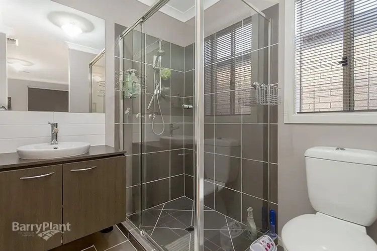 Seventh view of Homely house listing, 18 Fieldstone Crescent, Cranbourne North VIC 3977