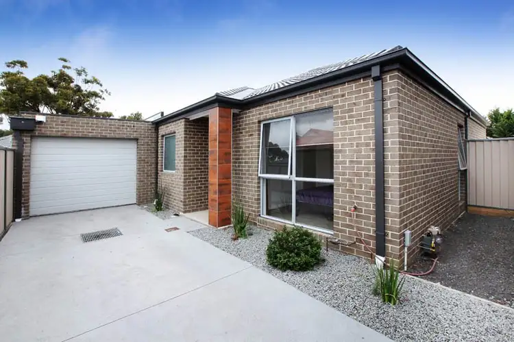 3/15 McLean Street, Albion VIC 3020