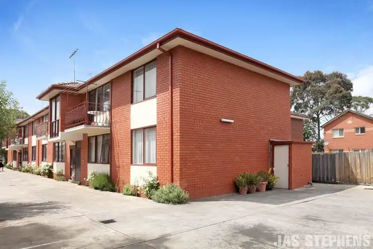 Fifth view of Homely apartment listing, 1/38 Bishop Street, Kingsville VIC 3012