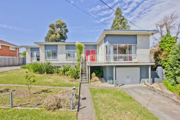 13 Woodland Grove, Newnham TAS 7248