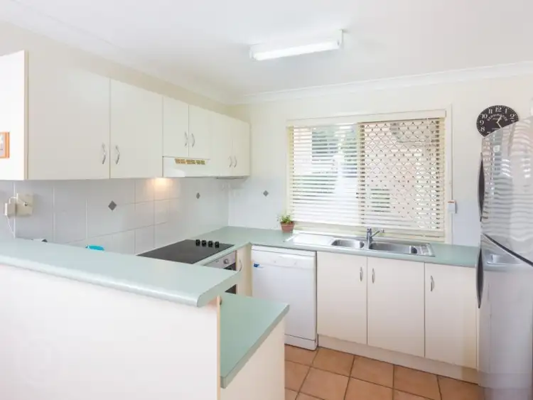 Sixth view of Homely unit listing, 2/27 Skew Street, Sherwood QLD 4075