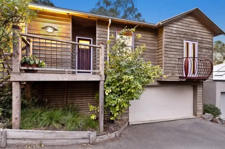 3/10A Bird Street, Eltham VIC 3095