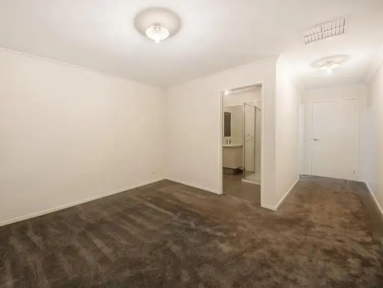 Seventh view of Homely house listing, 33 Wylie Circuit, Burnside VIC 3023