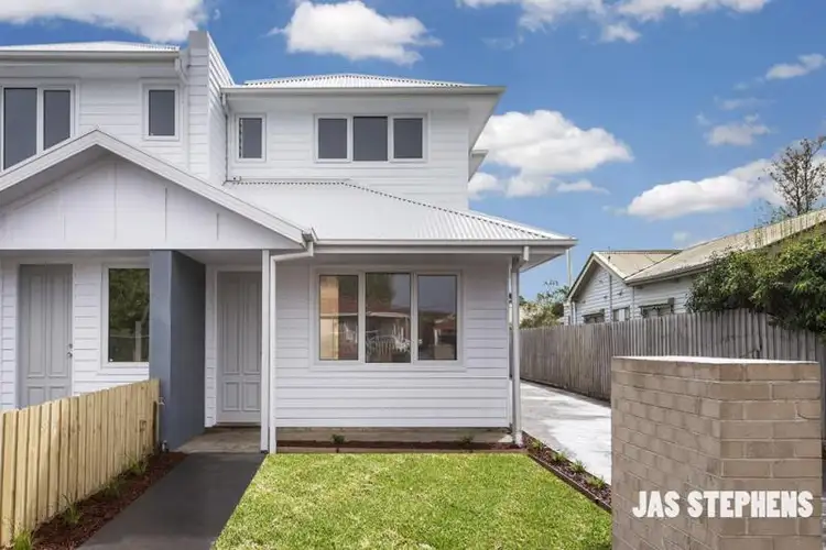 2/13 Adelaide Street, Albion VIC 3020