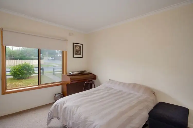 Sixth view of Homely unit listing, 1A Vista Road, Newtown VIC 3220