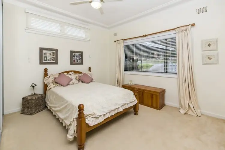 Fifth view of Homely house listing, 100 Parr Parade, Narraweena NSW 2099