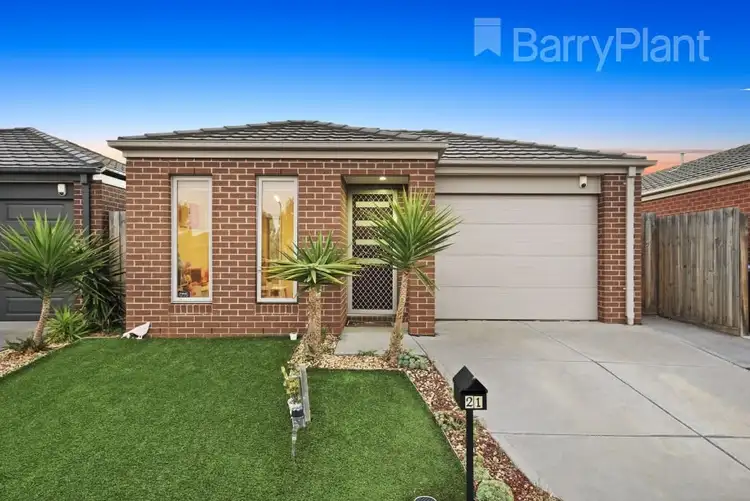 21 Mermaid Crescent, Wyndham Vale VIC 3024