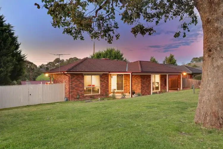 14 Hillview Court, Croydon Hills VIC 3136