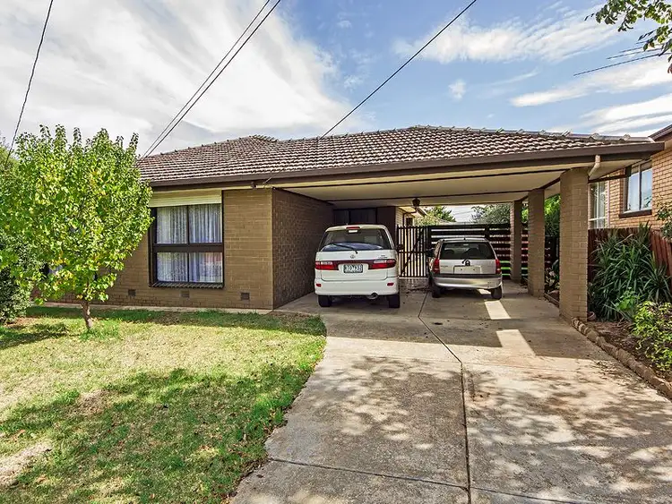 1 Lyndford Court, St Albans VIC 3021