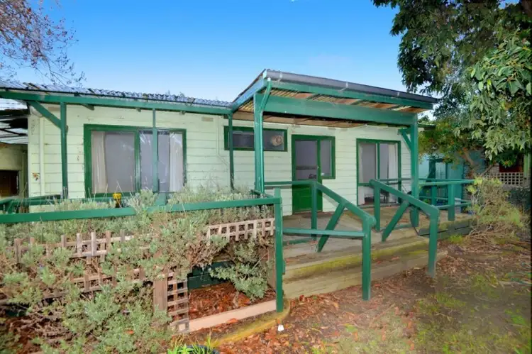 Sixth view of Homely house listing, 4 Phillip Court, St Leonards VIC 3223