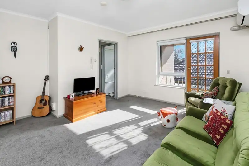 Main view of Homely apartment listing, 6/265 Rossmoyne, Thornbury VIC 3071