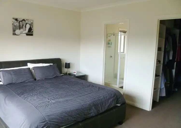 Fifth view of Homely house listing, 3 Fisher Square, Horsham VIC 3400