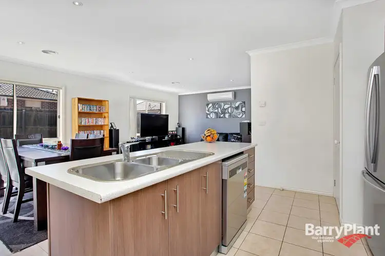 Second view of Homely house listing, 1/40 Carissa Circuit, Werribee VIC 3030