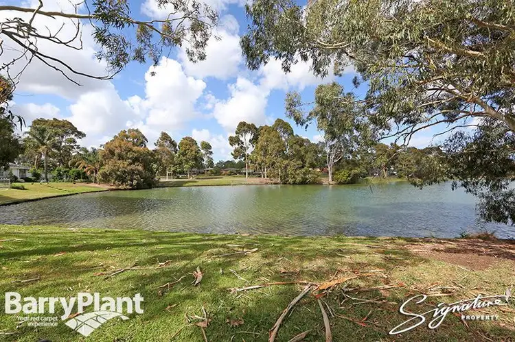 5 Cairn Curren Close, Rowville VIC 3178