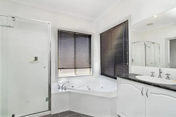 Sixth view of Homely house listing, 2 Parkland Place, Broadford VIC 3658