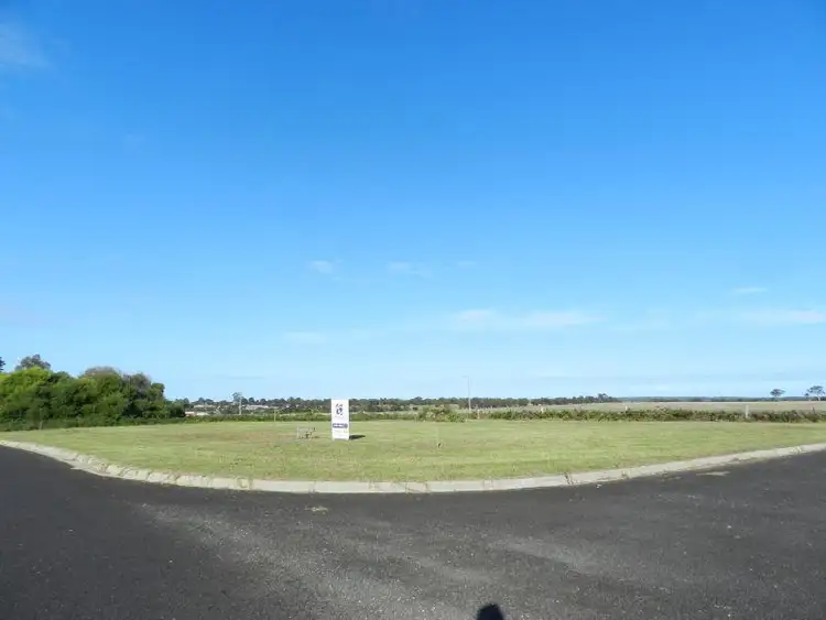 12 Crown Ridge Avenue, Newlands Arm VIC 3875