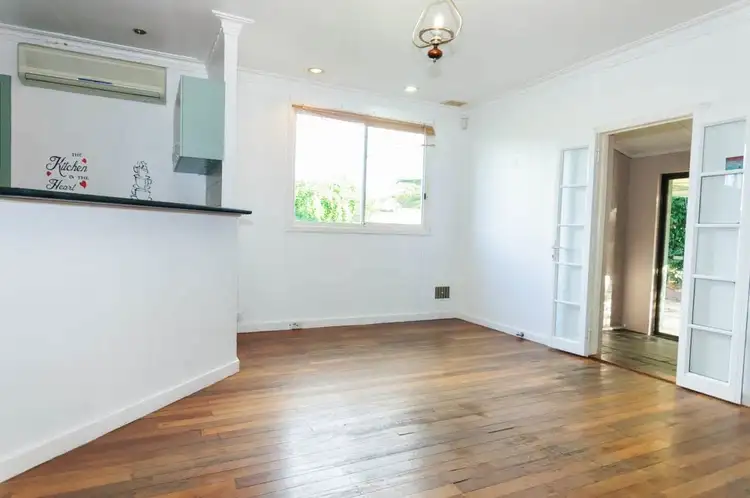 Fourth view of Homely house listing, 10 Middleton Street, Cloverdale WA 6105