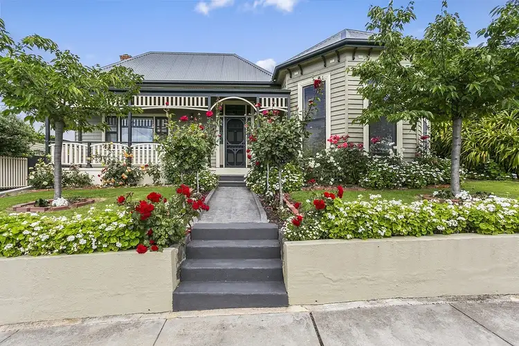 22 Reginald Street, Quarry Hill VIC 3550