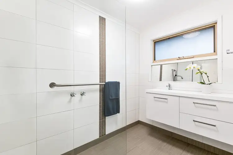 Fifth view of Homely unit listing, 6/12 Hume Street, Greensborough VIC 3088