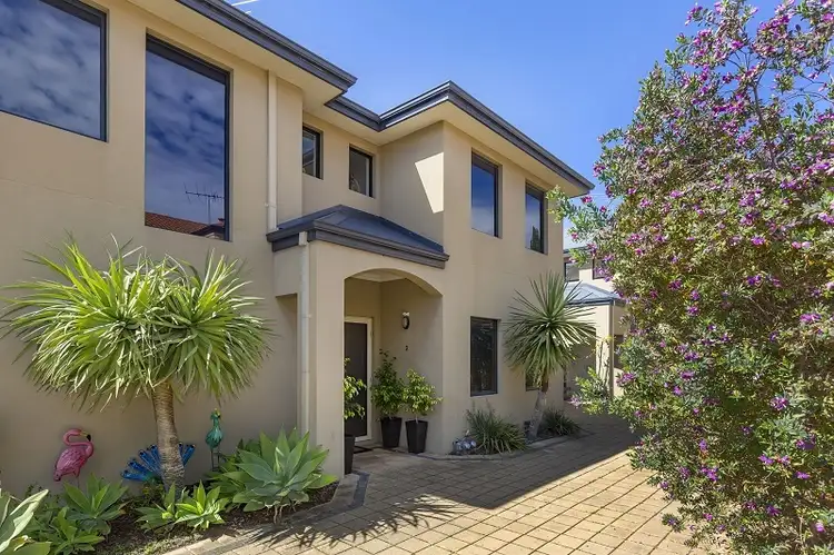 2/33 Second Avenue, Kensington WA 6151