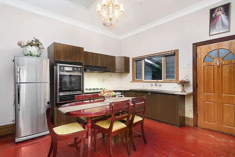 Fifth view of Homely house listing, 8 Stawell Street, Coburg VIC 3058