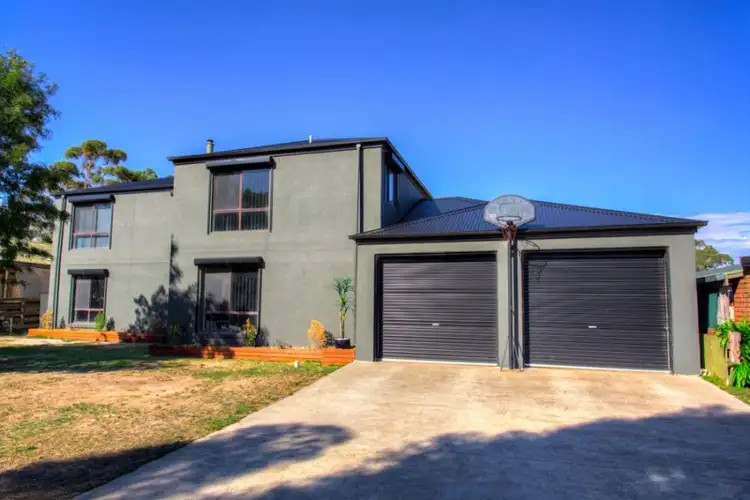 3 Madden Road, Cardigan Village VIC 3352
