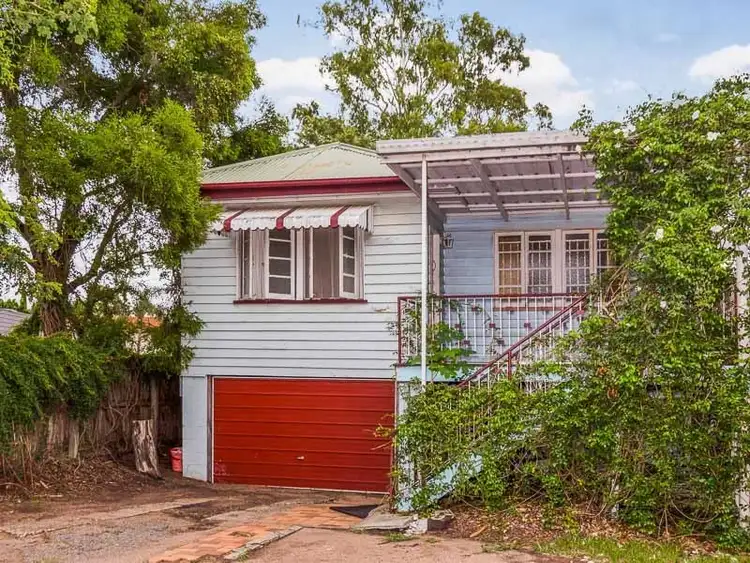 377 Fairfield Road, Yeronga QLD 4104