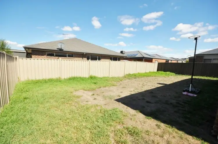 Seventh view of Homely house listing, 21 Healesville Loop, Craigieburn VIC 3064