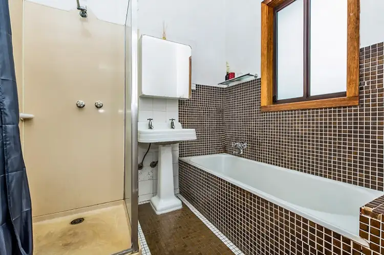 Sixth view of Homely house listing, 10 Kalimna Street, Hamlyn Heights VIC 3215