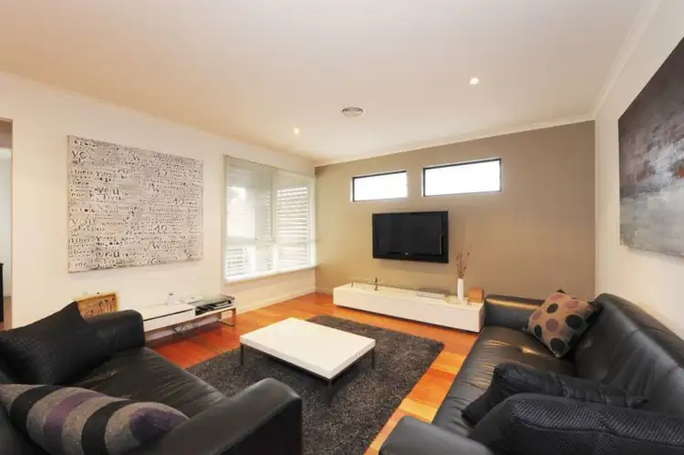 Fifth view of Homely house listing, 3 Hamilton Court, Watsonia North VIC 3087