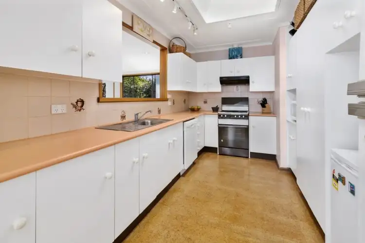 Fifth view of Homely house listing, 2 Waroon Road, Cromer NSW 2099