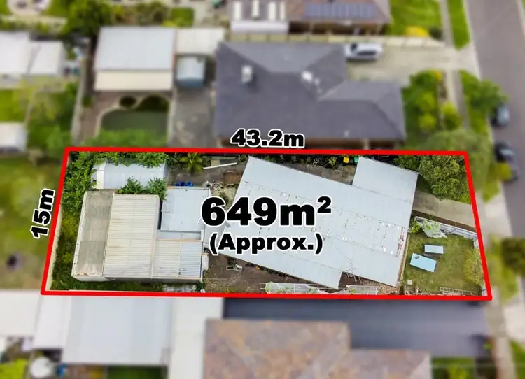 18 Reaburn Avenue, St Albans VIC 3021