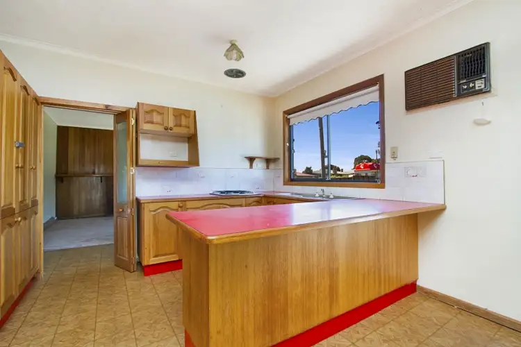 Fifth view of Homely house listing, 17 Heywood Crescent, Seymour VIC 3660