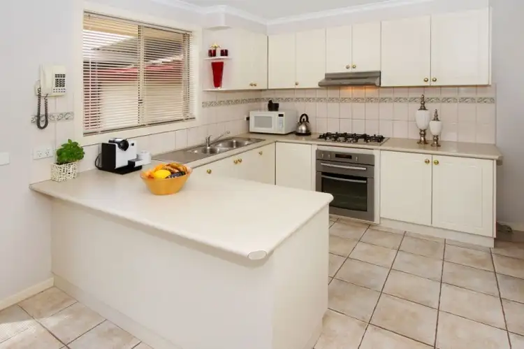 Second view of Homely unit listing, 2/11 Pine Street, Thomastown VIC 3074