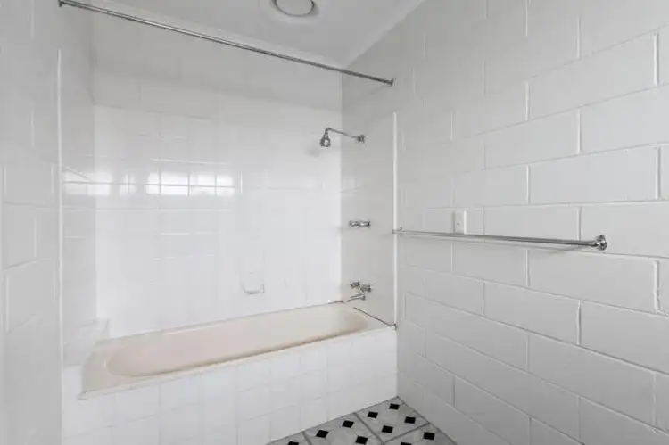 Fifth view of Homely unit listing, 2/21 Jolly Street, Frankston VIC 3199