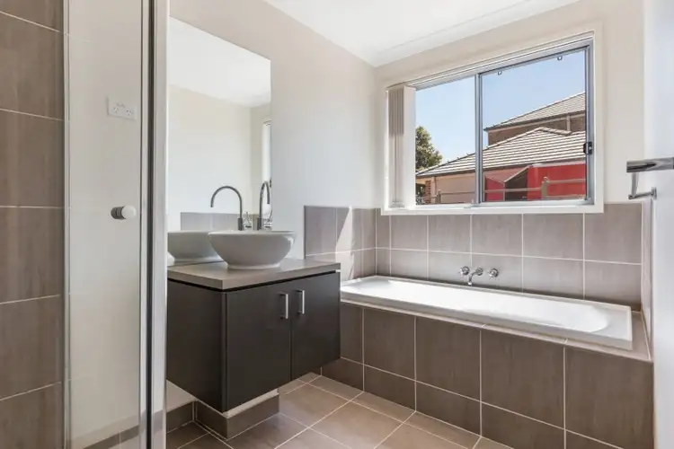 Fifth view of Homely house listing, 33 Blackheath Mews, Waurn Ponds VIC 3216