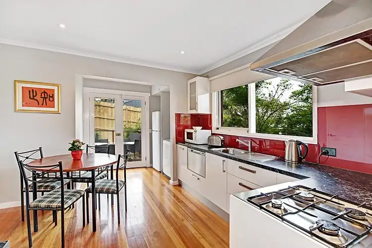 1/8 Braeside Avenue, Ringwood East VIC 3135