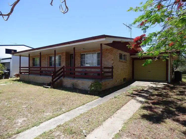 6 Wattle Street, Woodgate QLD 4660