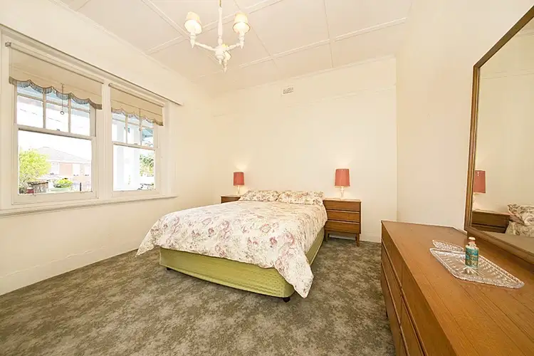 Fifth view of Homely house listing, 19 Passchendaele Street, Hampton VIC 3188