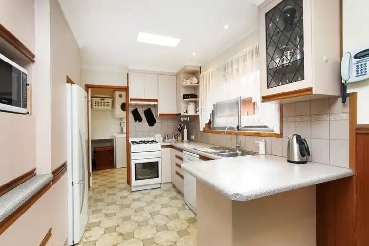 Sixth view of Homely house listing, 124 Carrick Drive, Gladstone Park VIC 3043