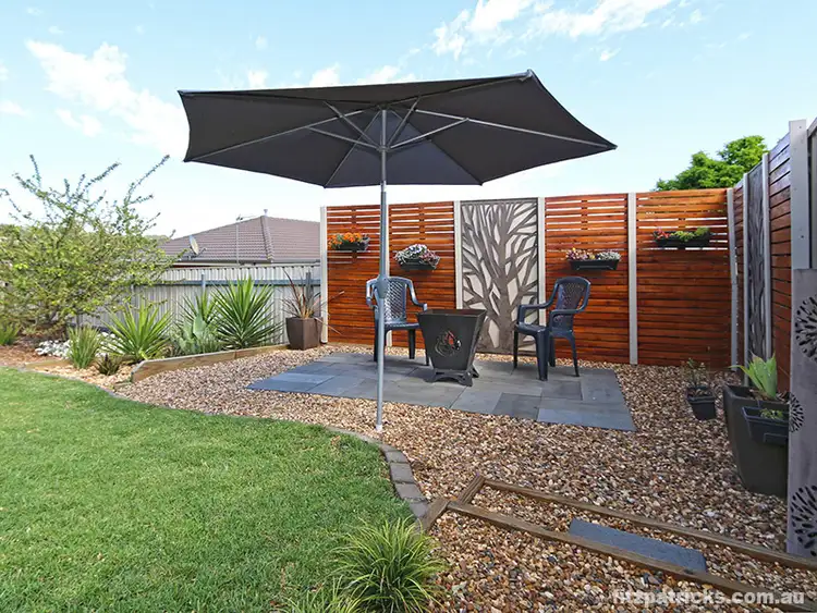 Second view of Homely house listing, 32 Kaloona Drive, Bourkelands NSW 2650