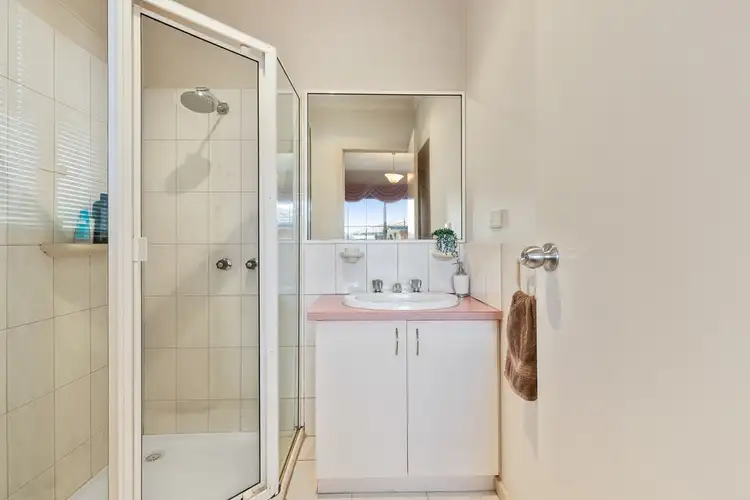 Sixth view of Homely unit listing, 2/5 Melanie Court, Mount Waverley VIC 3149