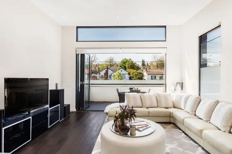 Third view of Homely apartment listing, 8/198 Lower Heidelberg Road, Ivanhoe East VIC 3079